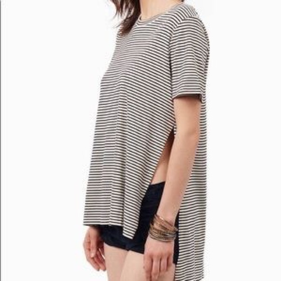 Black & White Striped Side Slit T-Shirt - Picture 2 of 4